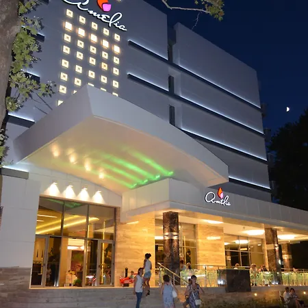 Maritim Amelia Hotel 5*