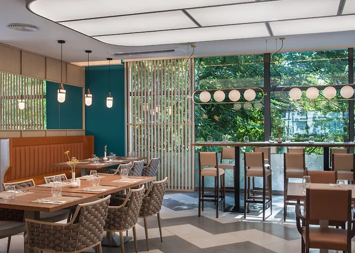 Maritim Amelia אלבנה