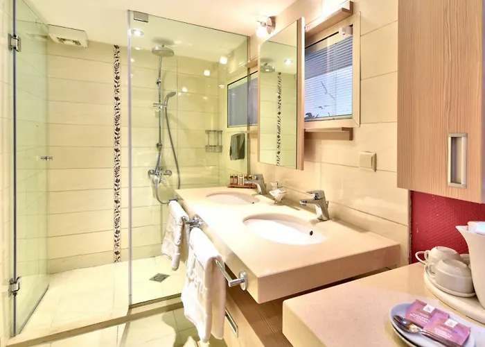 מלון Maritim Amelia